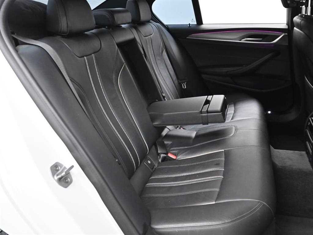 BMW 5시리즈 5시리즈 (G30) 530i M 스포츠 플러스 이미지 11