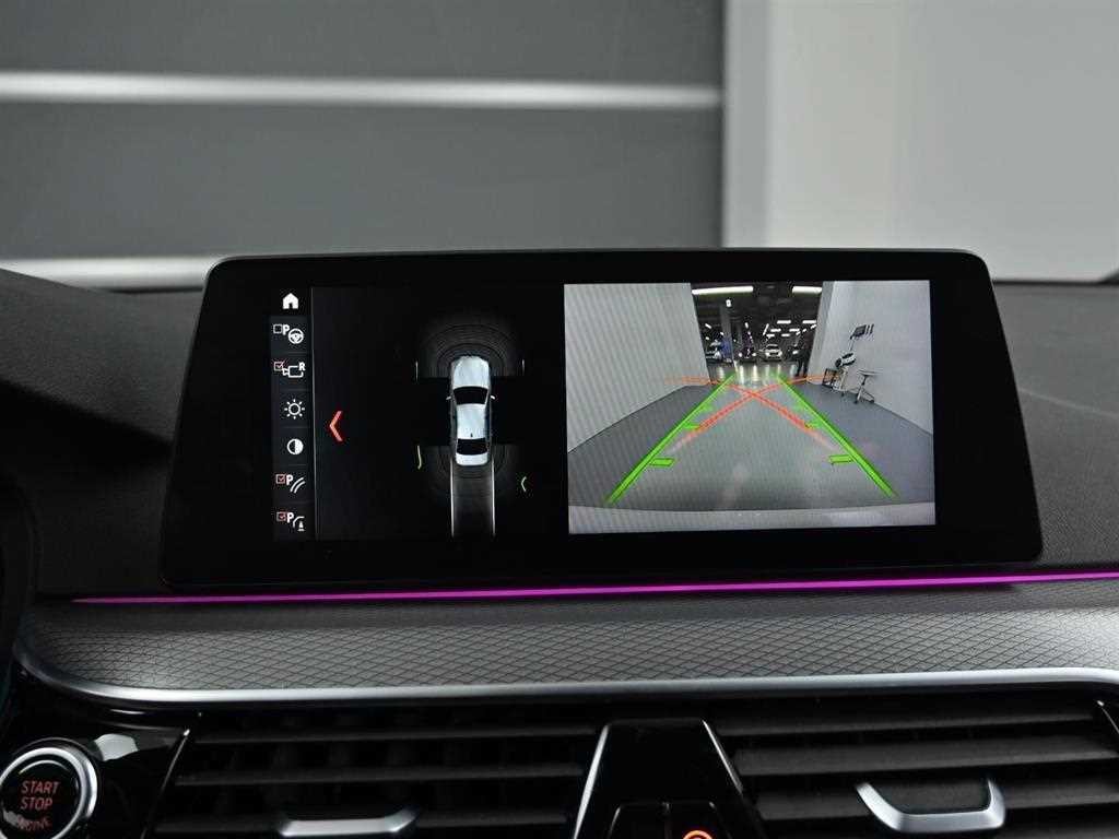 BMW 5시리즈 5시리즈 (G30) 530i M 스포츠 플러스 이미지 14