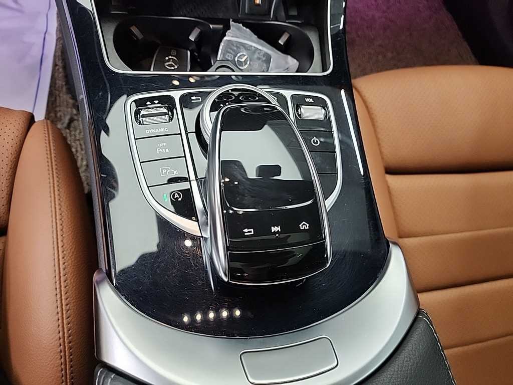 벤츠 C 클래스 C클래스 W205 C200 쿠페 이미지 16