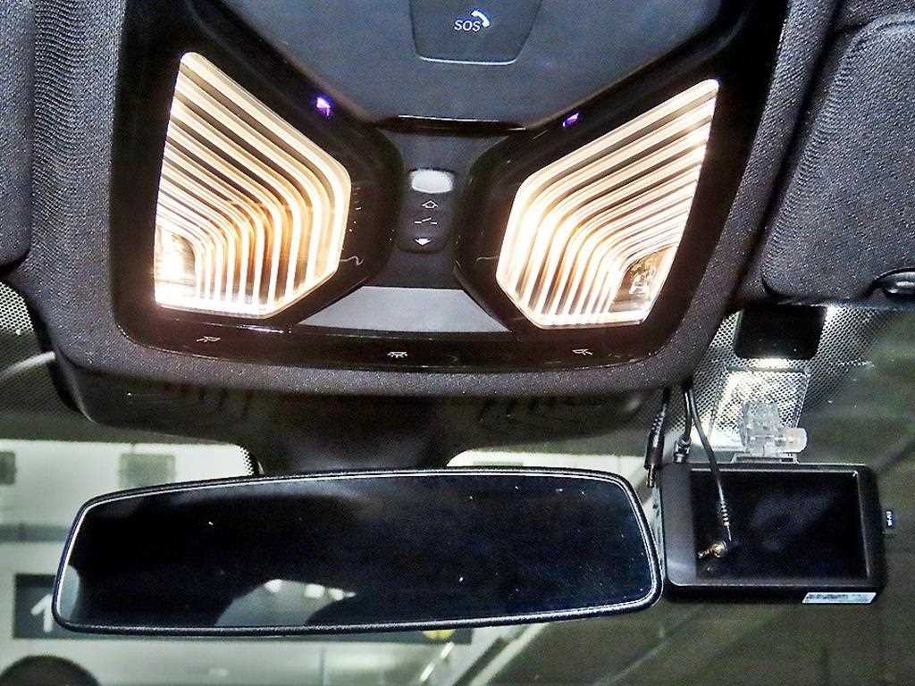 BMW 5시리즈 5시리즈 (G30) 520d M 스포츠 플러스 이미지 15