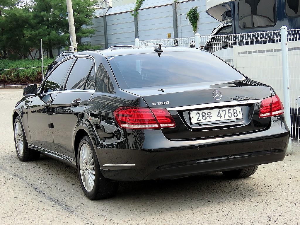 벤츠 E 클래스 E-클래스 W212 E300 엘레강스 이미지 3