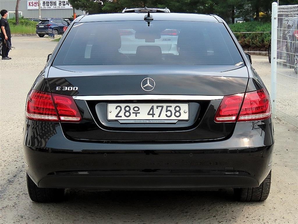벤츠 E 클래스 E-클래스 W212 E300 엘레강스 이미지 4