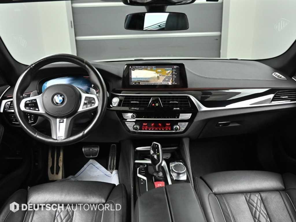 BMW 5시리즈 5시리즈 (G30) 520d M 스포츠 플러스 이미지 7