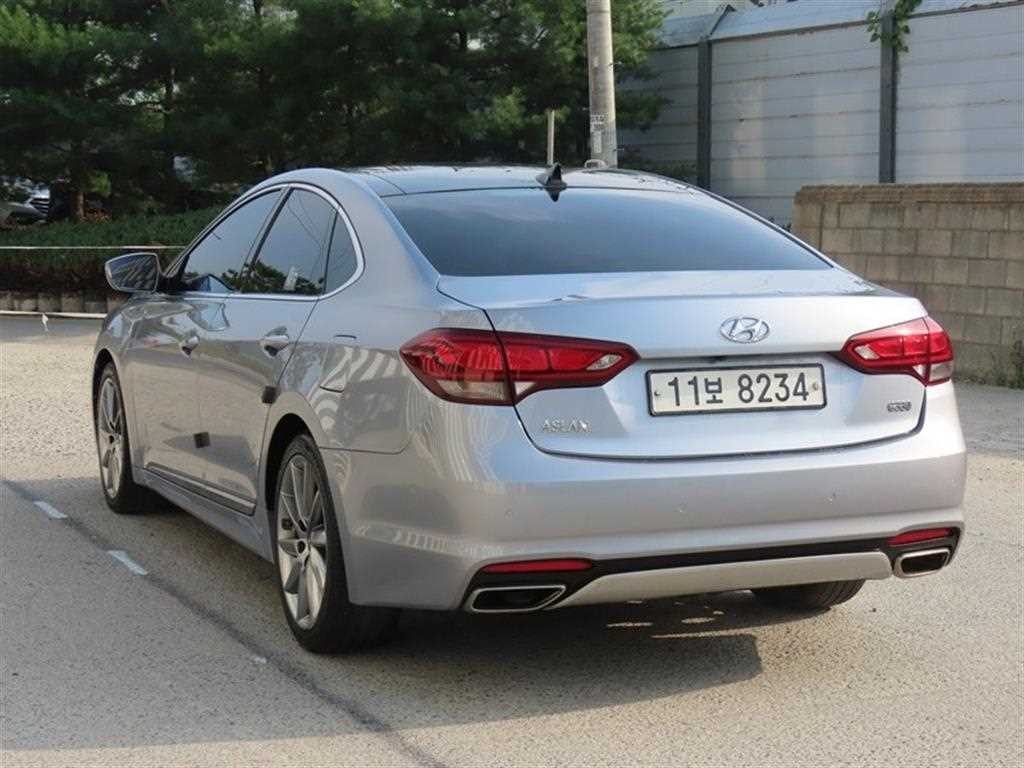 현대 아슬란 G330 익스클루시브 이미지 3