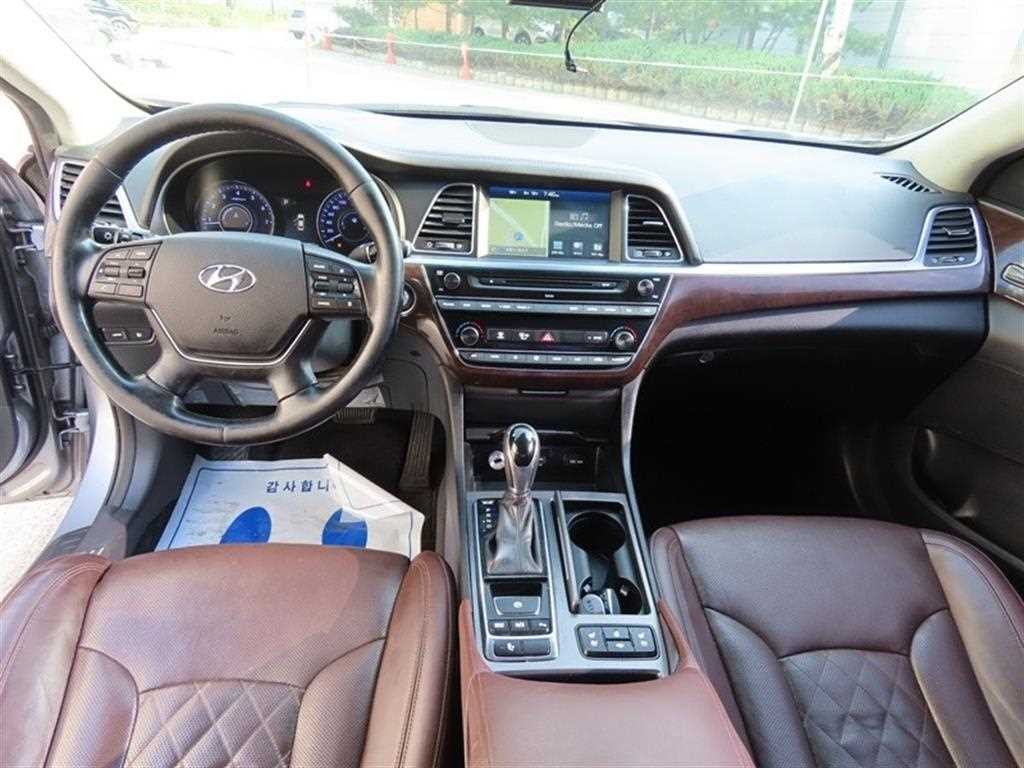 현대 아슬란 G330 익스클루시브 이미지 8
