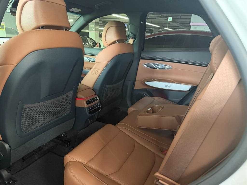 제네시스 GV70 2.5T 가솔린 AWD 이미지 19