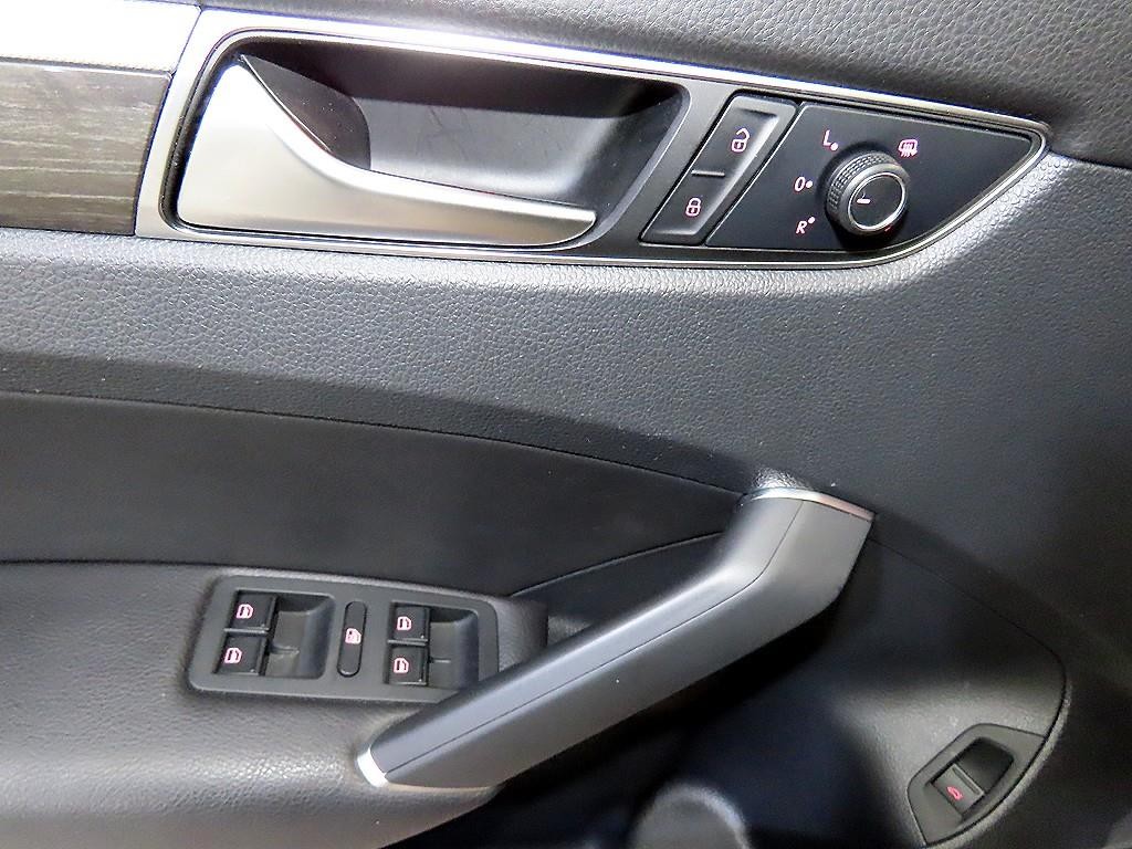 폭스바겐 파사트 더 뉴 파사트 2.0 TSI 이미지 13