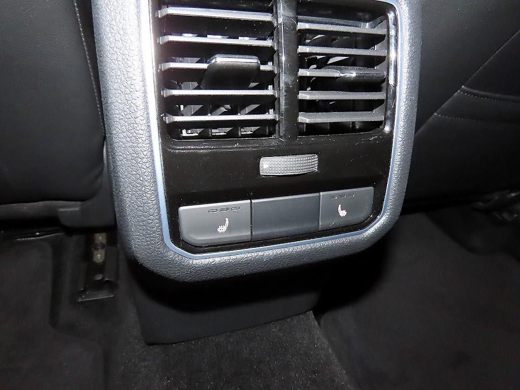 폭스바겐 파사트 더 뉴 파사트 2.0 TSI 이미지 14
