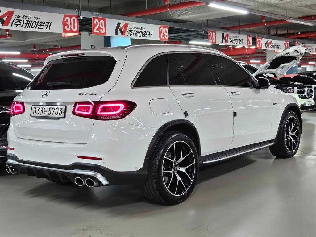 벤츠 GLC 클래스 GLC클래스 X253 AMG GLC 43 4MATIC 이미지 3