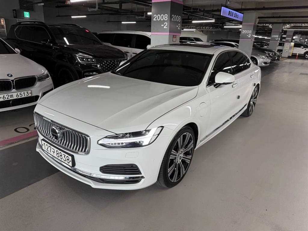 볼보 S90 T8 AWD 인스크립션 이미지 2