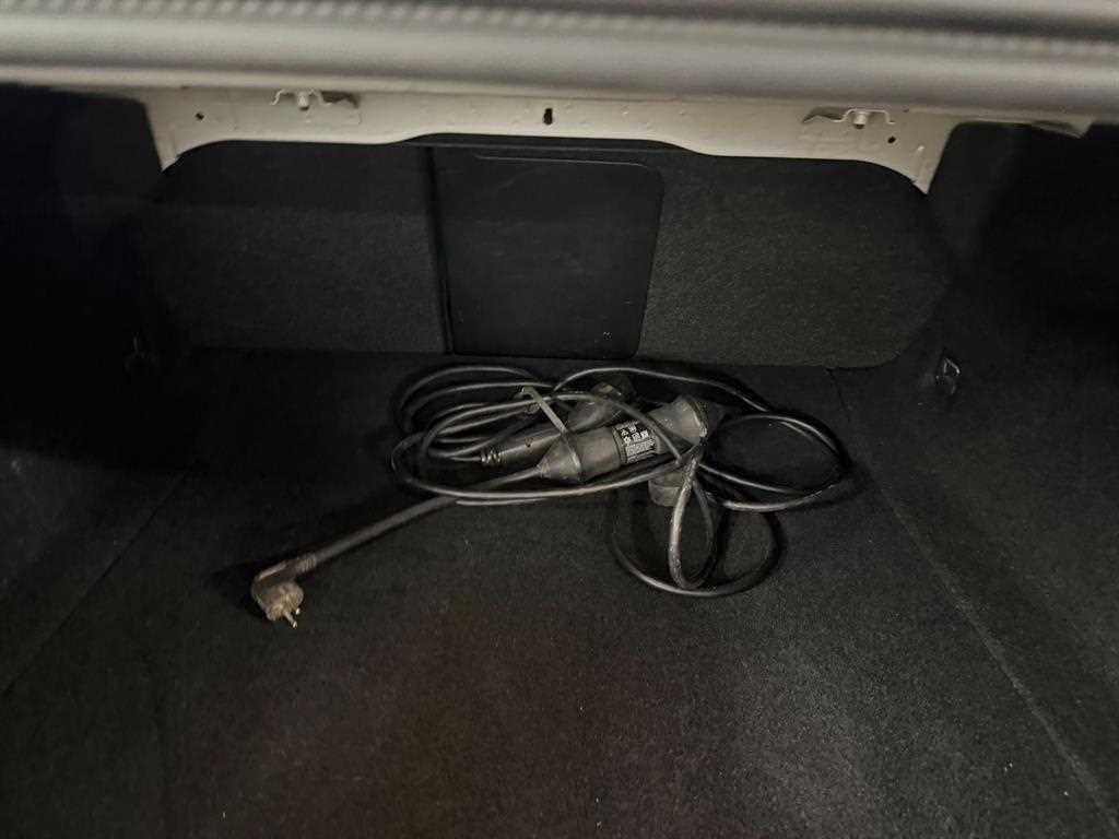 볼보 S90 T8 AWD 인스크립션 이미지 8