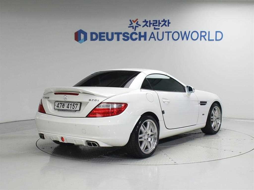 벤츠 SLK 클래스 뉴 SLK클래스 200 블루이피션시 이미지 2