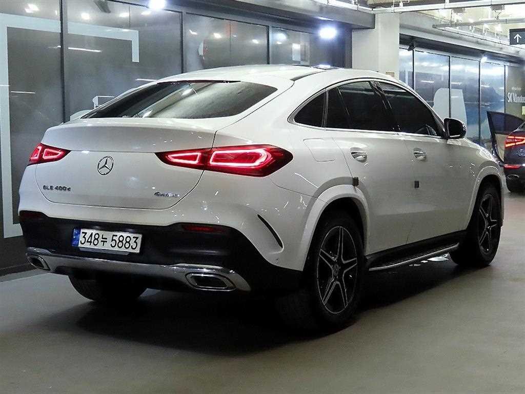 벤츠 GLE 클래스 GLE 클래스 W167 GLE 400d 4MATIC 쿠페 이미지 4