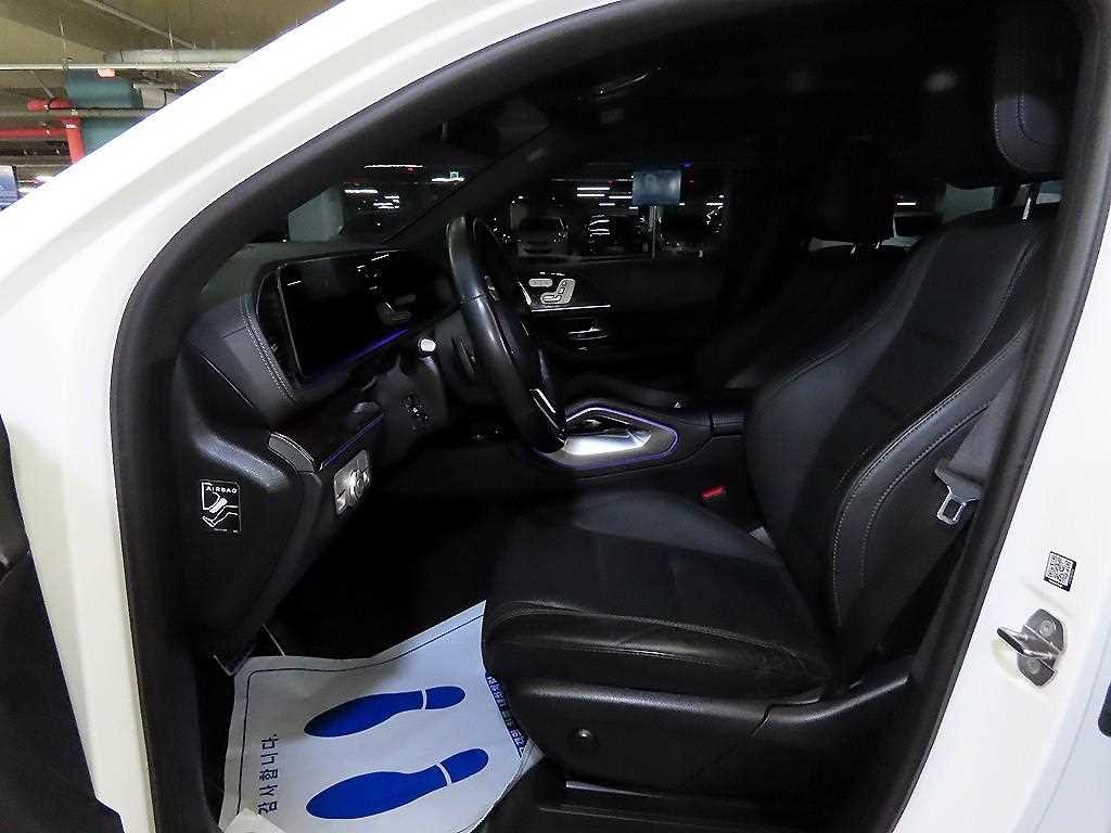 벤츠 GLE 클래스 GLE 클래스 W167 GLE 400d 4MATIC 쿠페 이미지 6