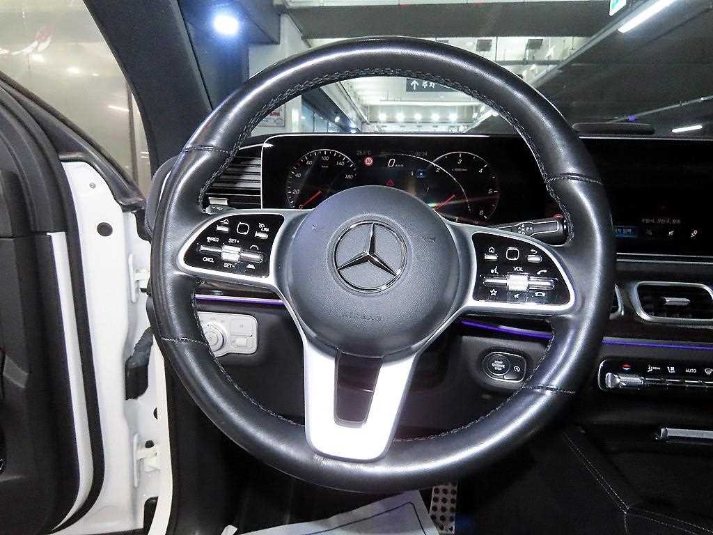 벤츠 GLE 클래스 GLE 클래스 W167 GLE 400d 4MATIC 쿠페 이미지 8