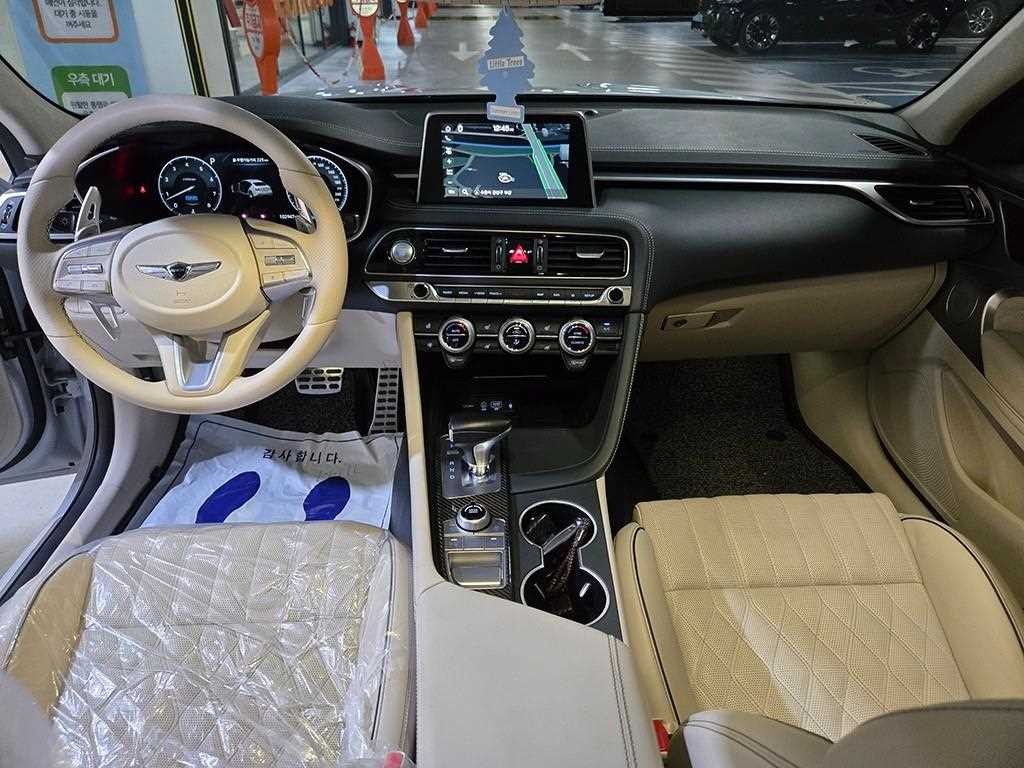 제네시스 G70 3.3T 스포츠 AWD 프레스티지 이미지 1