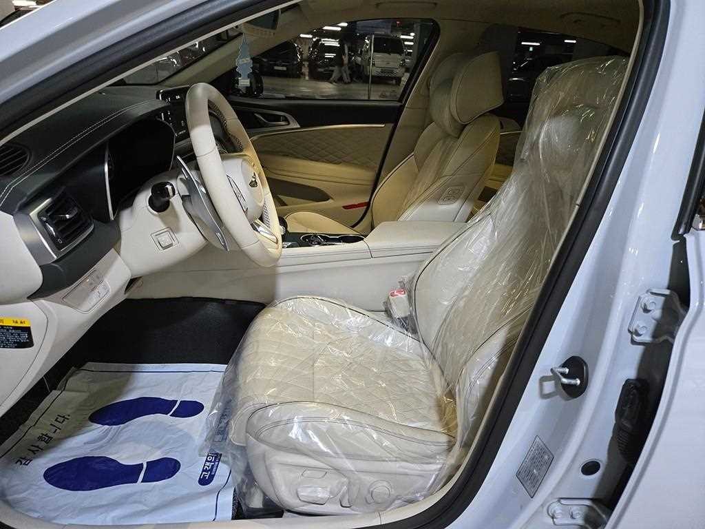 제네시스 G70 3.3T 스포츠 AWD 프레스티지 이미지 7