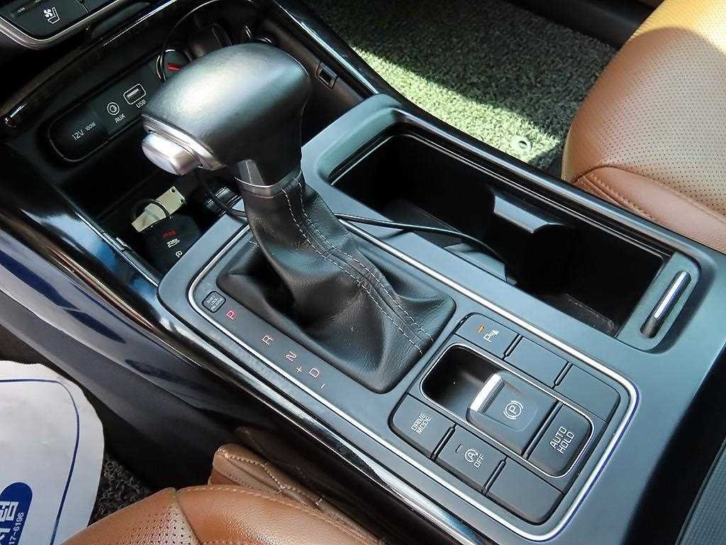 기아 쏘렌토 더 뉴 쏘렌토 디젤 2.2 2WD 노블레스 이미지 10
