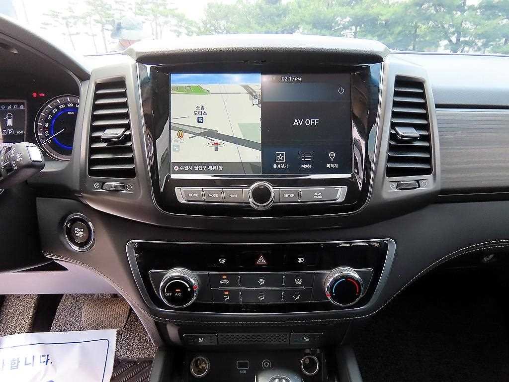 KG모빌리티(쌍용) 렉스턴 G4렉스턴 디젤 2.2 4WD 마제스티 이미지 12