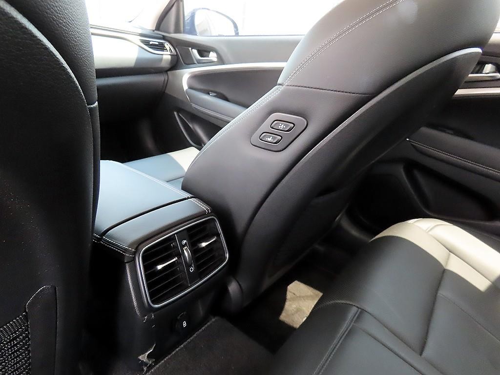 제네시스 G70 더 뉴 G70 가솔린 2.0T 2WD 기본형 이미지 16