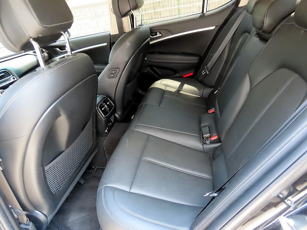 제네시스 G70 더 뉴 G70 가솔린 2.0T 2WD 기본형 이미지 6
