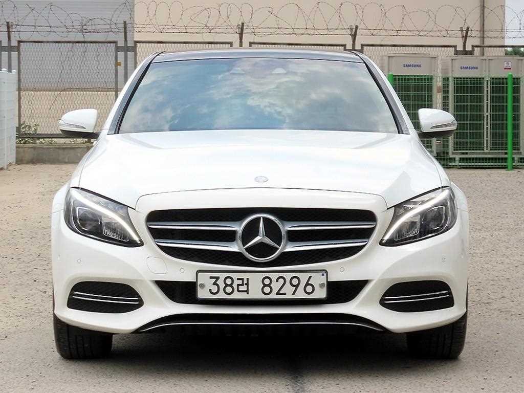 벤츠 C 클래스 C클래스 W205 C200 아방가르드 이미지 1