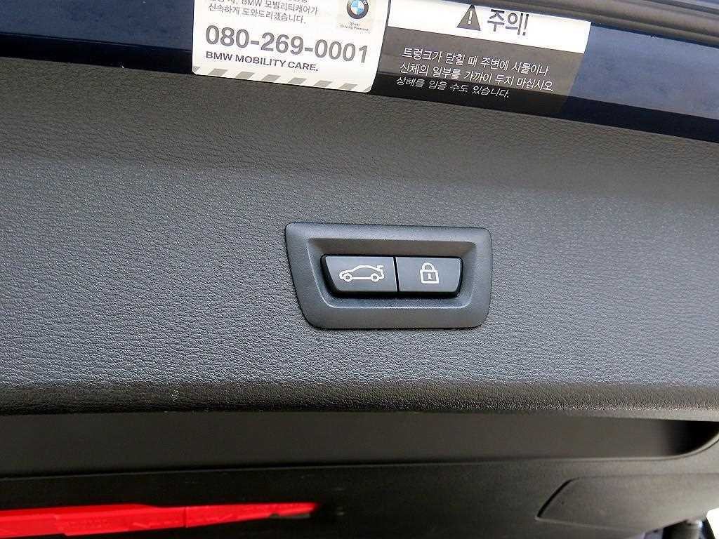 BMW X1 X1 (F48) xDrive 20d xLine 이미지 16