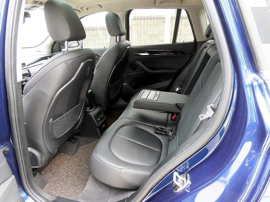 BMW X1 X1 (F48) xDrive 20d xLine 이미지 6