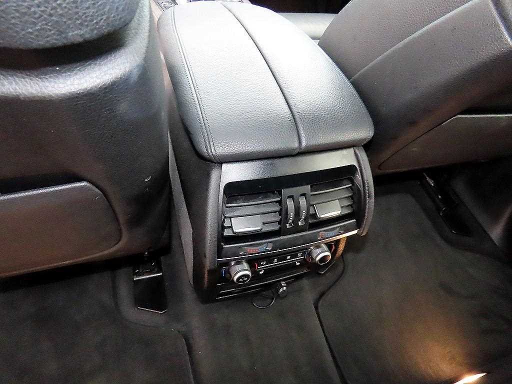 BMW X5 X5 (F15) xDrive 40d M 스포츠 이미지 16