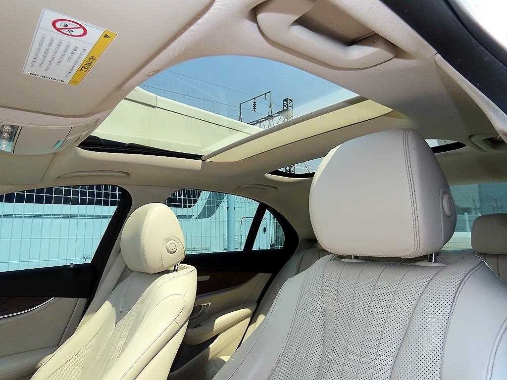 벤츠 E 클래스 E-클래스 W213 E300 익스클루시브 이미지 16