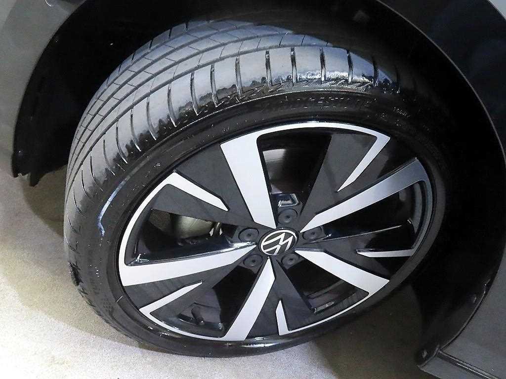 폭스바겐 골프 골프 8세대 2.0 TDI 프레스티지 이미지 20