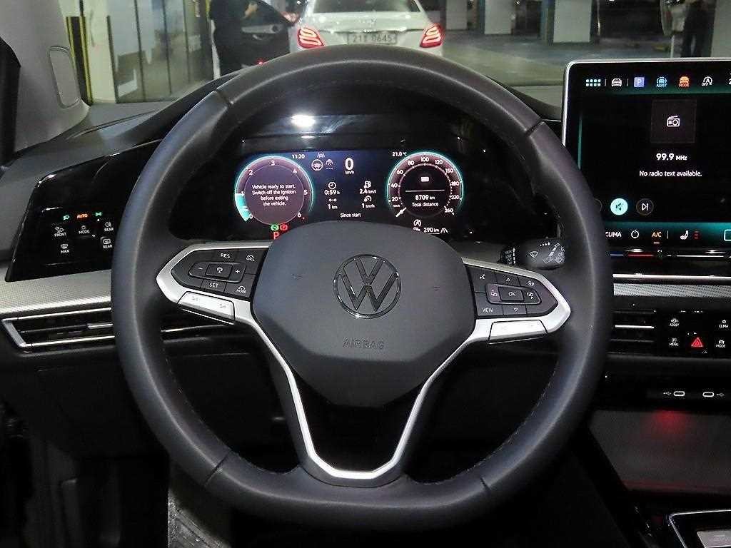 폭스바겐 골프 골프 8세대 2.0 TDI 프레스티지 이미지 8