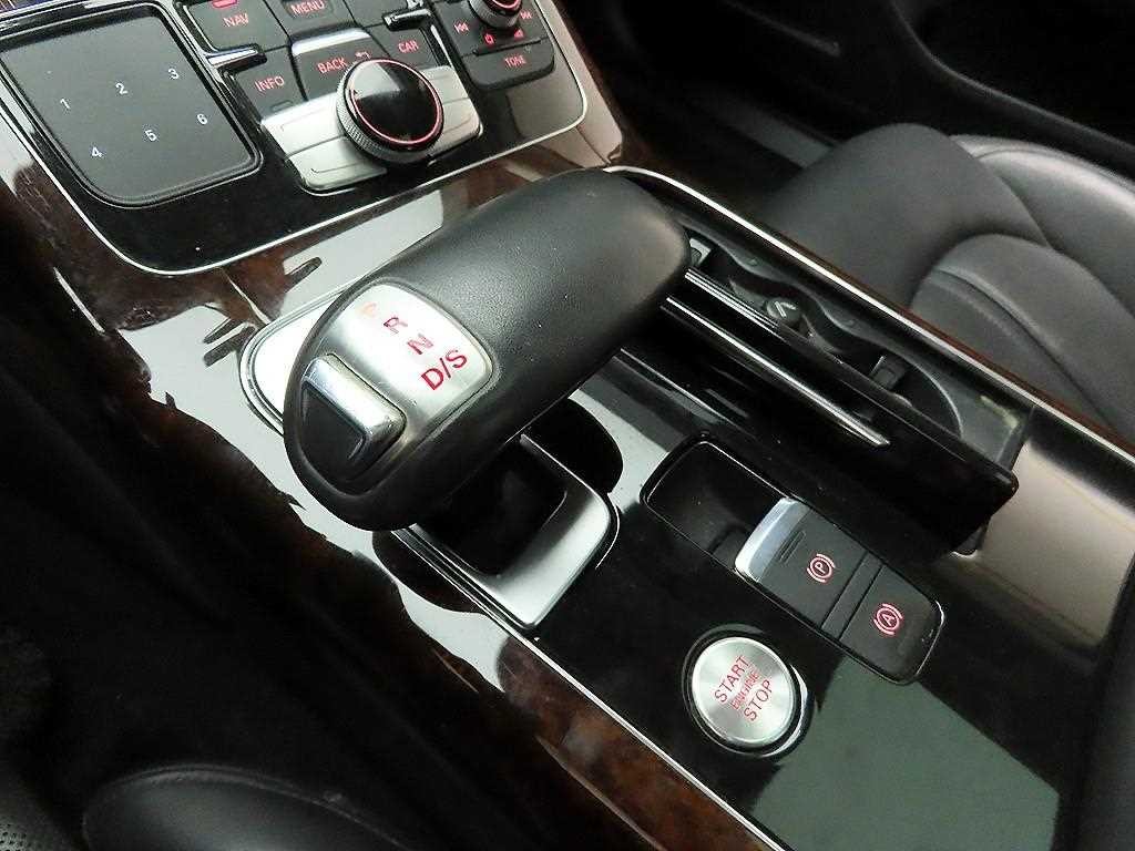 아우디 A8 뉴A8 3.0 TDI 콰트로 LWB 이미지 10