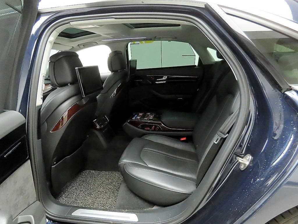 아우디 A8 뉴A8 3.0 TDI 콰트로 LWB 이미지 14