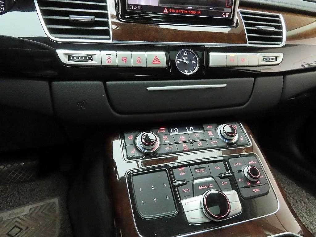 아우디 A8 뉴A8 3.0 TDI 콰트로 LWB 이미지 16