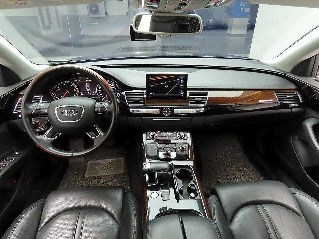 아우디 A8 뉴A8 3.0 TDI 콰트로 LWB 이미지 8