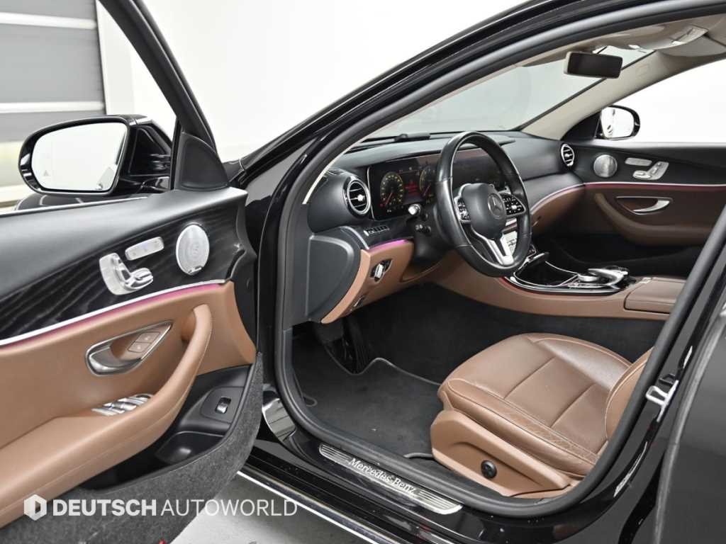 벤츠 E 클래스 E-클래스 W213 E300 4MATIC 아방가르드 이미지 11