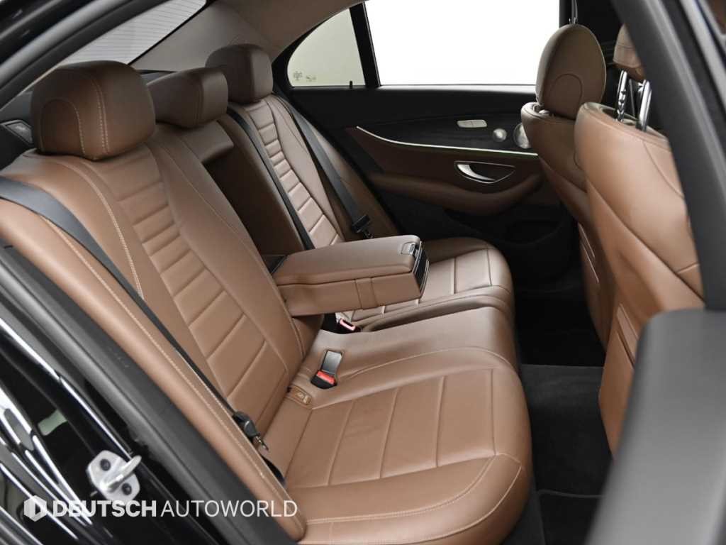 벤츠 E 클래스 E-클래스 W213 E300 4MATIC 아방가르드 이미지 12