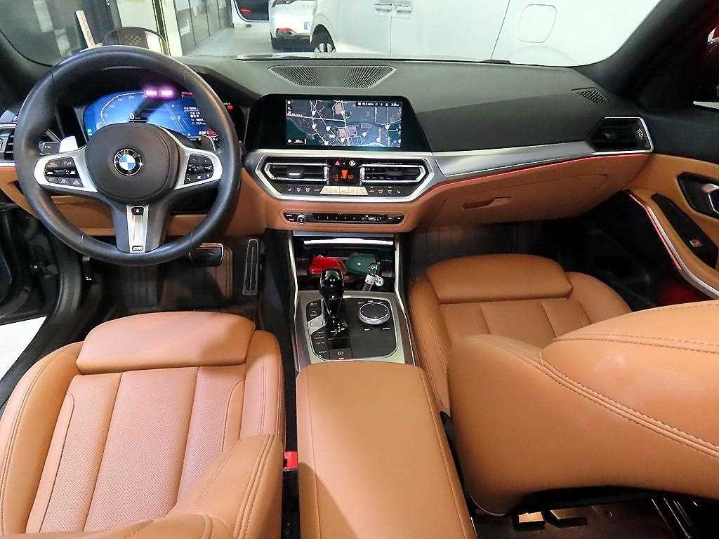 BMW 3시리즈 3시리즈 (G20) 320i M 스포츠 이미지 10