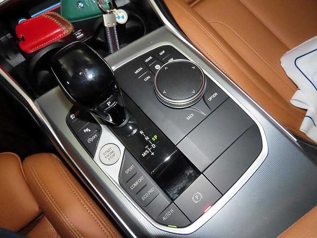BMW 3시리즈 3시리즈 (G20) 320i M 스포츠 이미지 12