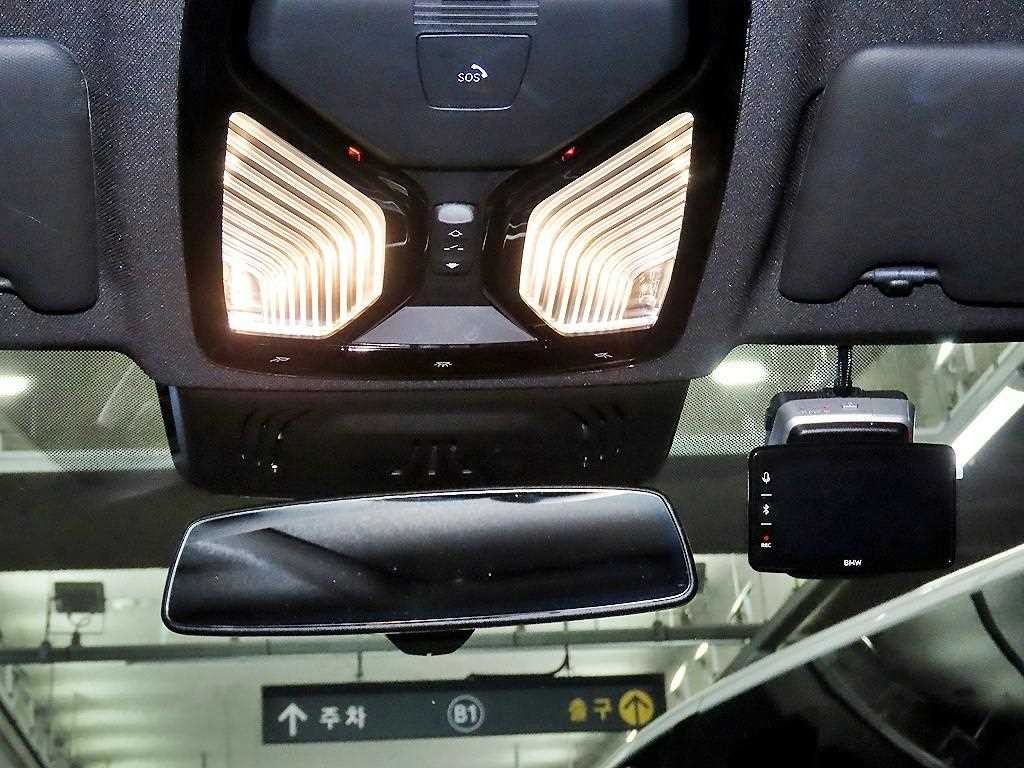 BMW 3시리즈 3시리즈 (G20) 320i M 스포츠 이미지 16