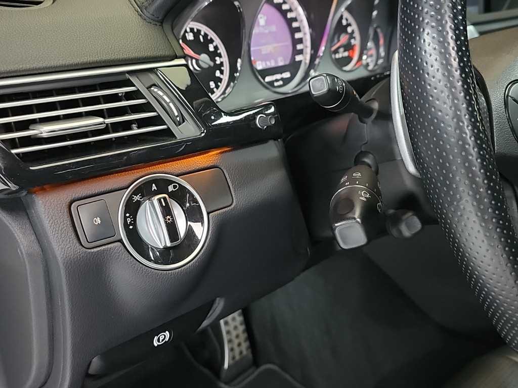 벤츠 E 클래스 E-클래스 W212 E63 AMG 이미지 18
