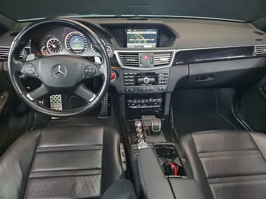 벤츠 E 클래스 E-클래스 W212 E63 AMG 이미지 7