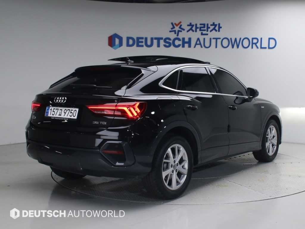 아우디 Q3 Q3 (F3) 35 TDI 스포트백 이미지 2