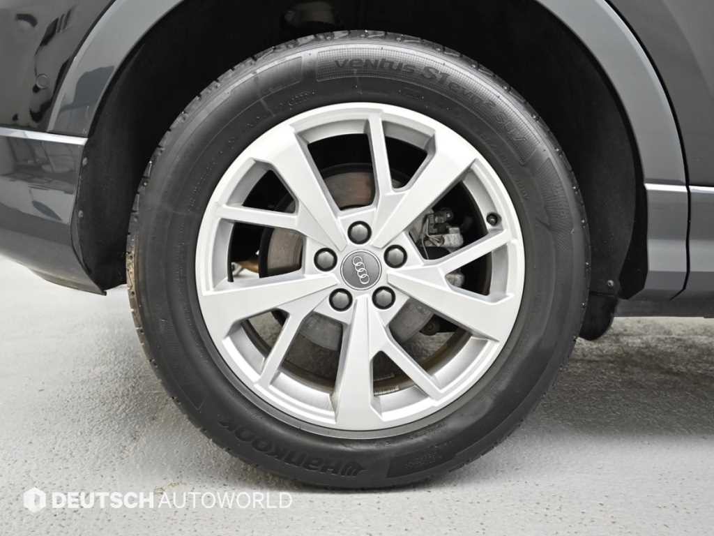 아우디 Q3 Q3 (F3) 35 TDI 스포트백 이미지 6