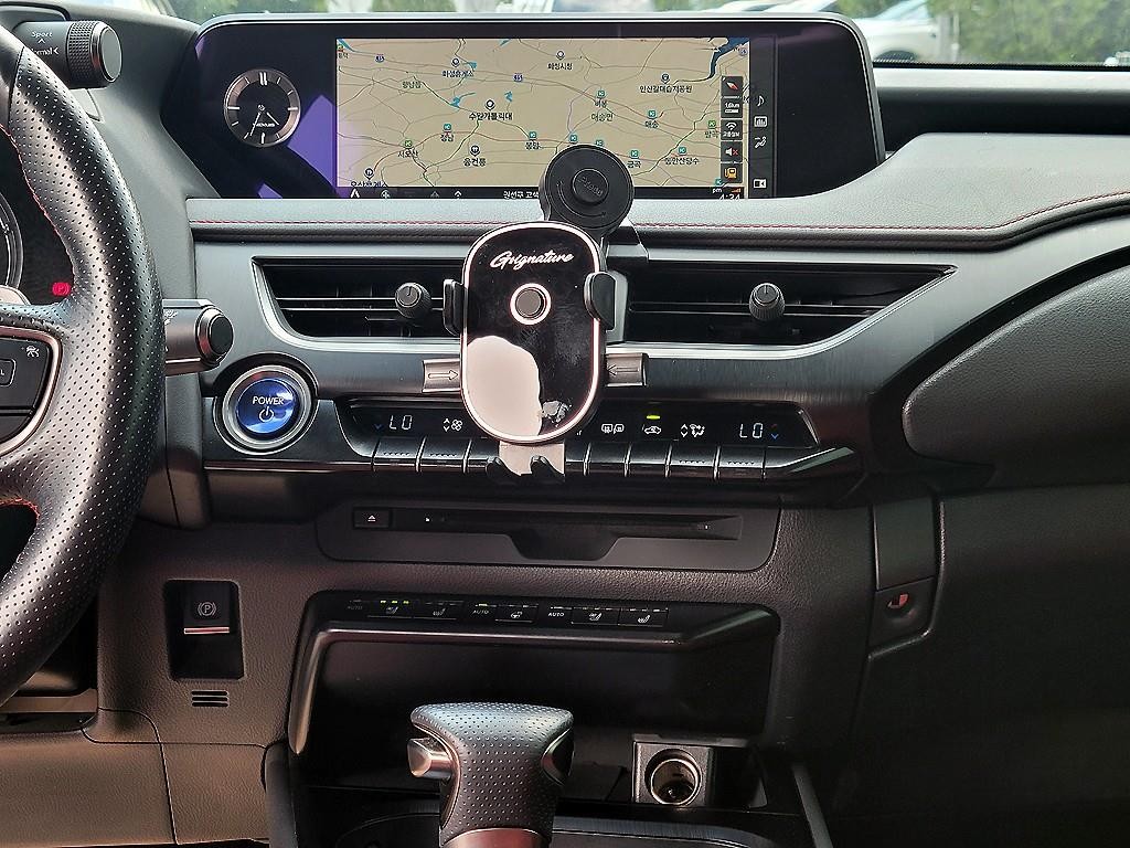 렉서스 UX UX 250h 2.0 F 스포츠 2WD 이미지 10