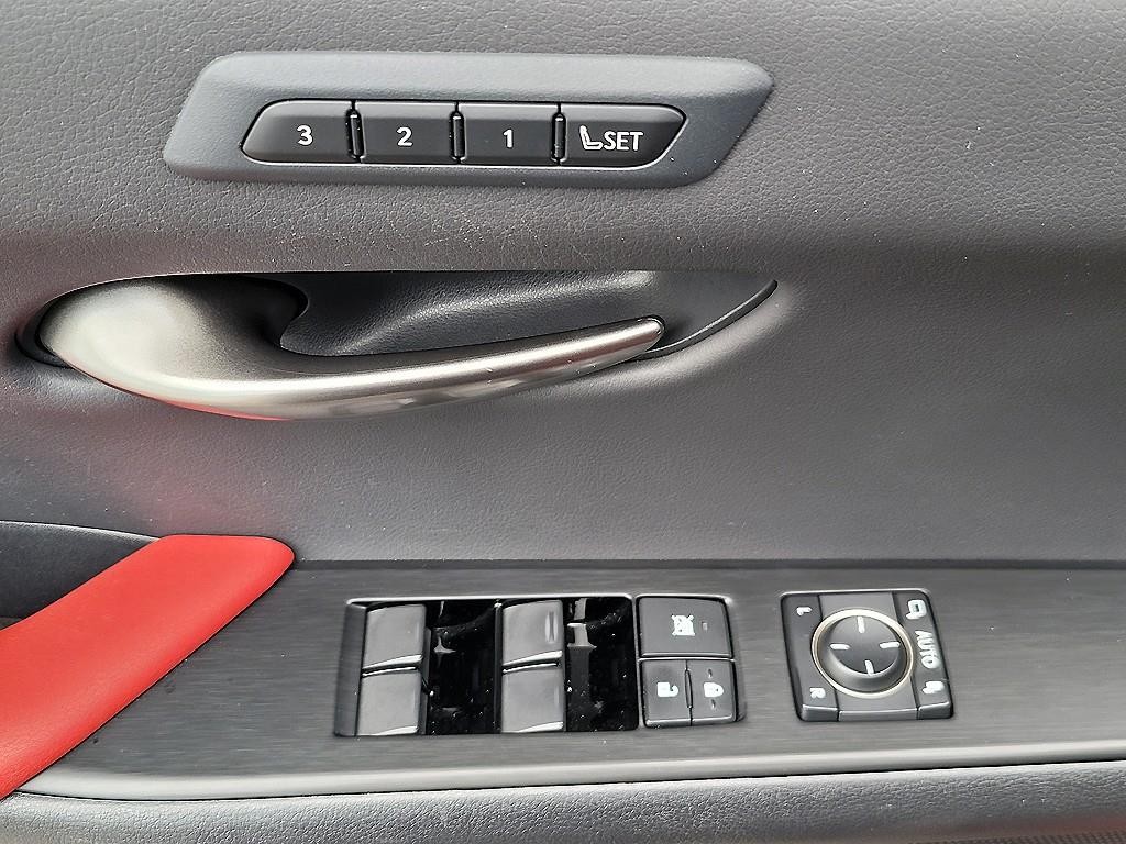 렉서스 UX UX 250h 2.0 F 스포츠 2WD 이미지 12