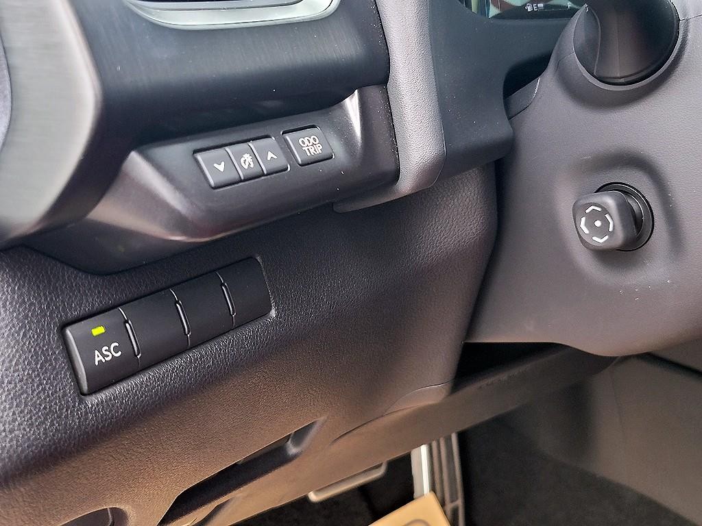 렉서스 UX UX 250h 2.0 F 스포츠 2WD 이미지 13