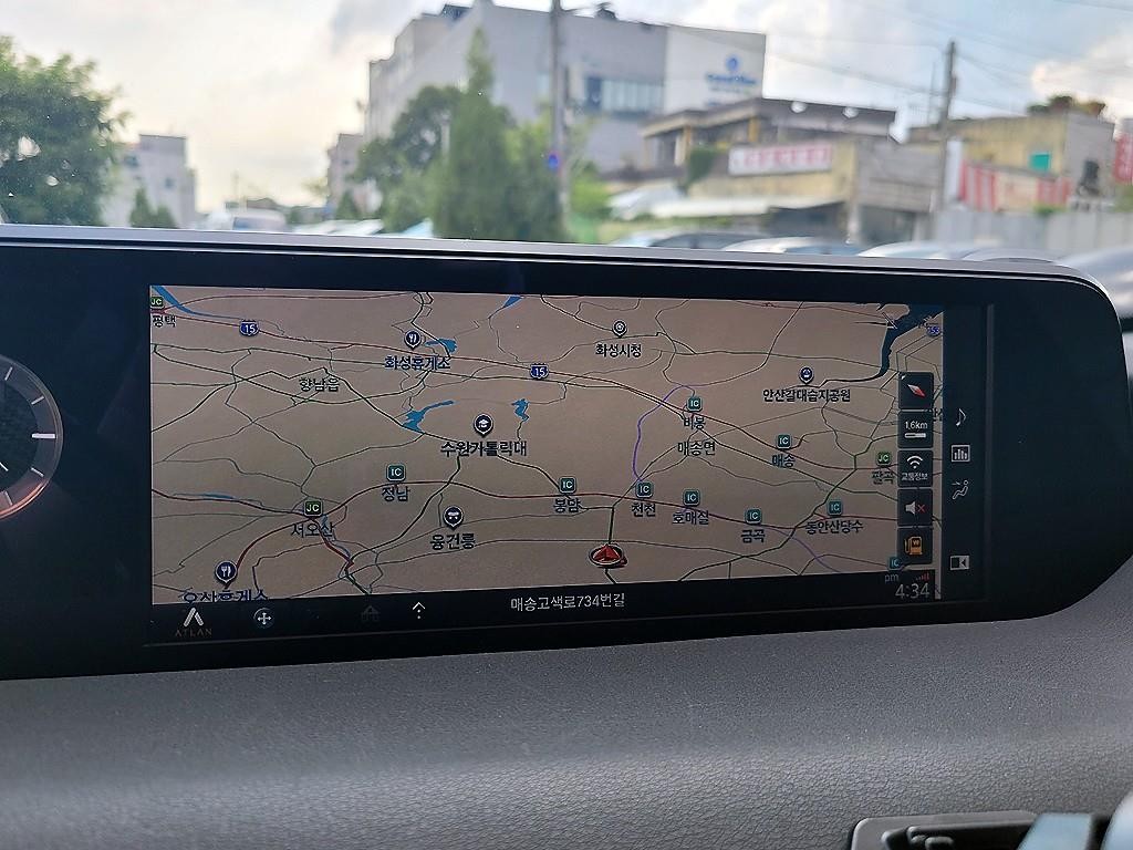 렉서스 UX UX 250h 2.0 F 스포츠 2WD 이미지 16