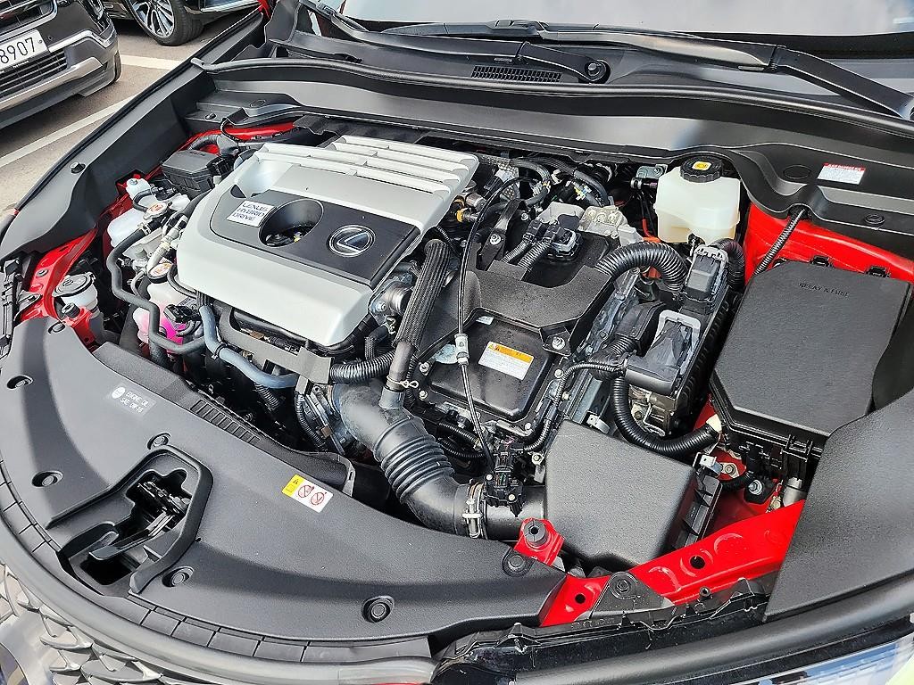 렉서스 UX UX 250h 2.0 F 스포츠 2WD 이미지 19